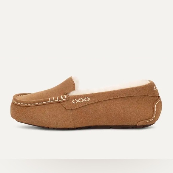 UGG • Ansley Moccasins • Women’s - Picture 4 of 15